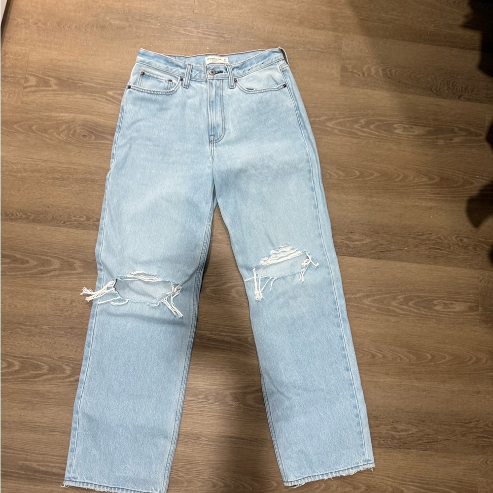 NEW ABERCROMBIE AND FITCH jeans size 4 - Picture 4 of 14